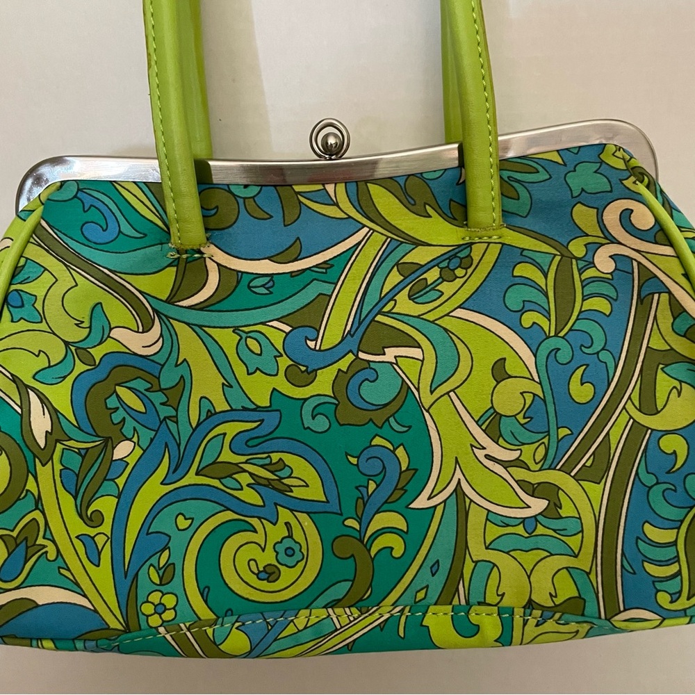 Nine West Handbag in retro vintage print. Many features
And Quality, ADORABLE!